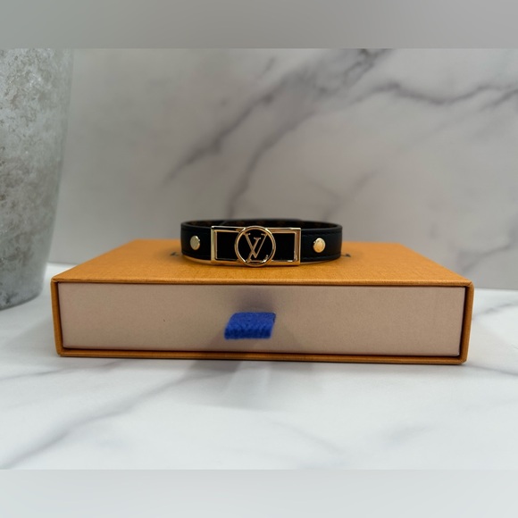 🔥Louis Vuitton•Dauphine Adjustable Bracelet - Picture 1 of 7